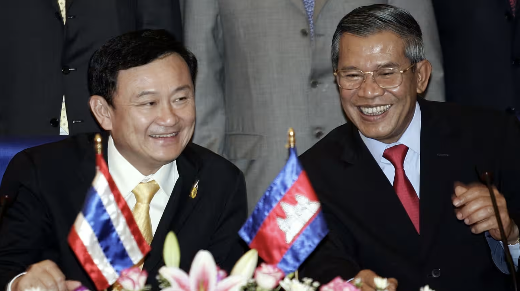 Hun Sen dan Thaksin Shinawatra